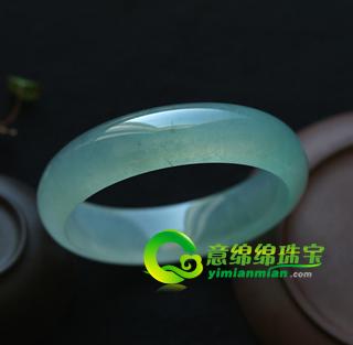 緬甸老坑冰種天然翡翠A貨玉手鐲57.2內(nèi)徑