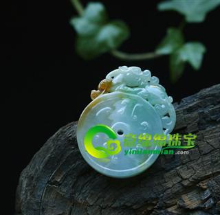 三彩翡翠玉掛件-復(fù)古龍壁