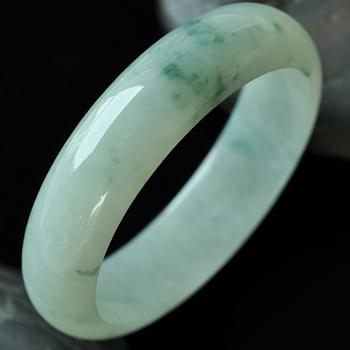 春水綿綿緬甸翡翠冰糯種圓手鐲59mm