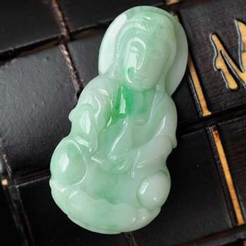 綠鬢淳濃緬甸天然翡翠A貨玉觀音掛件