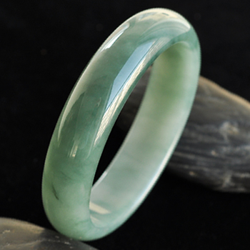 春風(fēng)沂水緬甸油青翡翠圓形玉手鐲內(nèi)徑57MM