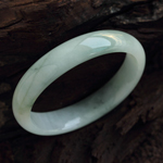 清幽淡雅天然緬甸A貨翡翠手鐲 貴妃鐲 內(nèi)徑52mm