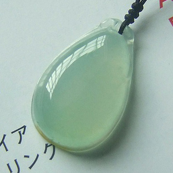 豆蔻年華天然緬甸A貨冰種翡翠福瓜掛件